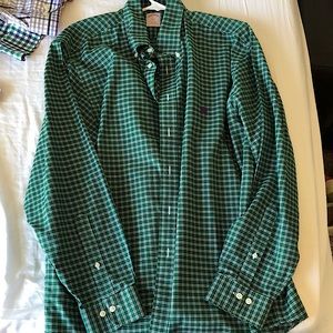 Green Brooks Brothers button down - size L